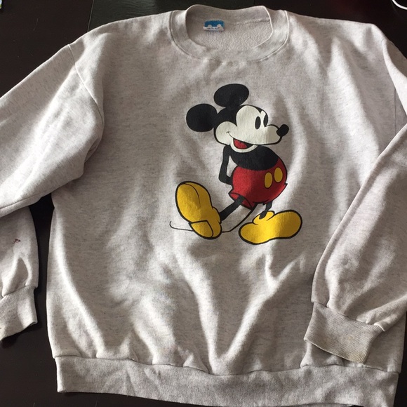 Tops - Vintage Mickey Mouse oversized sweatshirt